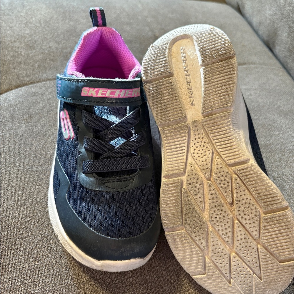 Skechers Black and Pink Sneakers with Mesh Upper